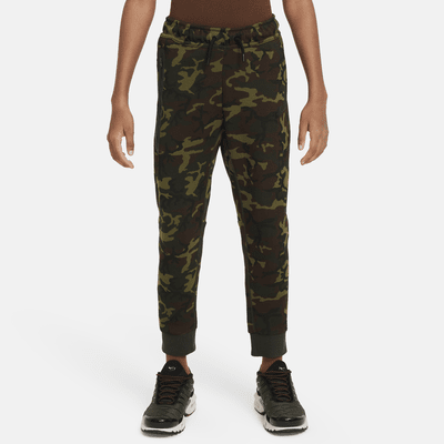 Nike red camo joggers hotsell